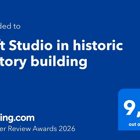 Loft In Historic Factory Building 베를린