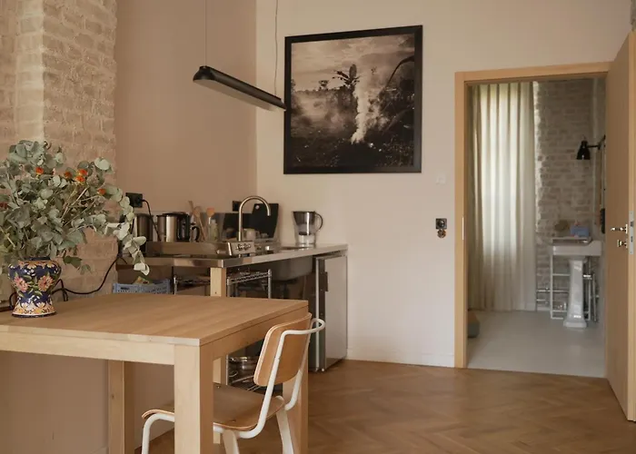 Loft In Historic Factory Building Habitación en casa particular *